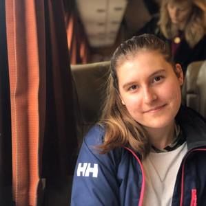 Meet your Posher, Maya